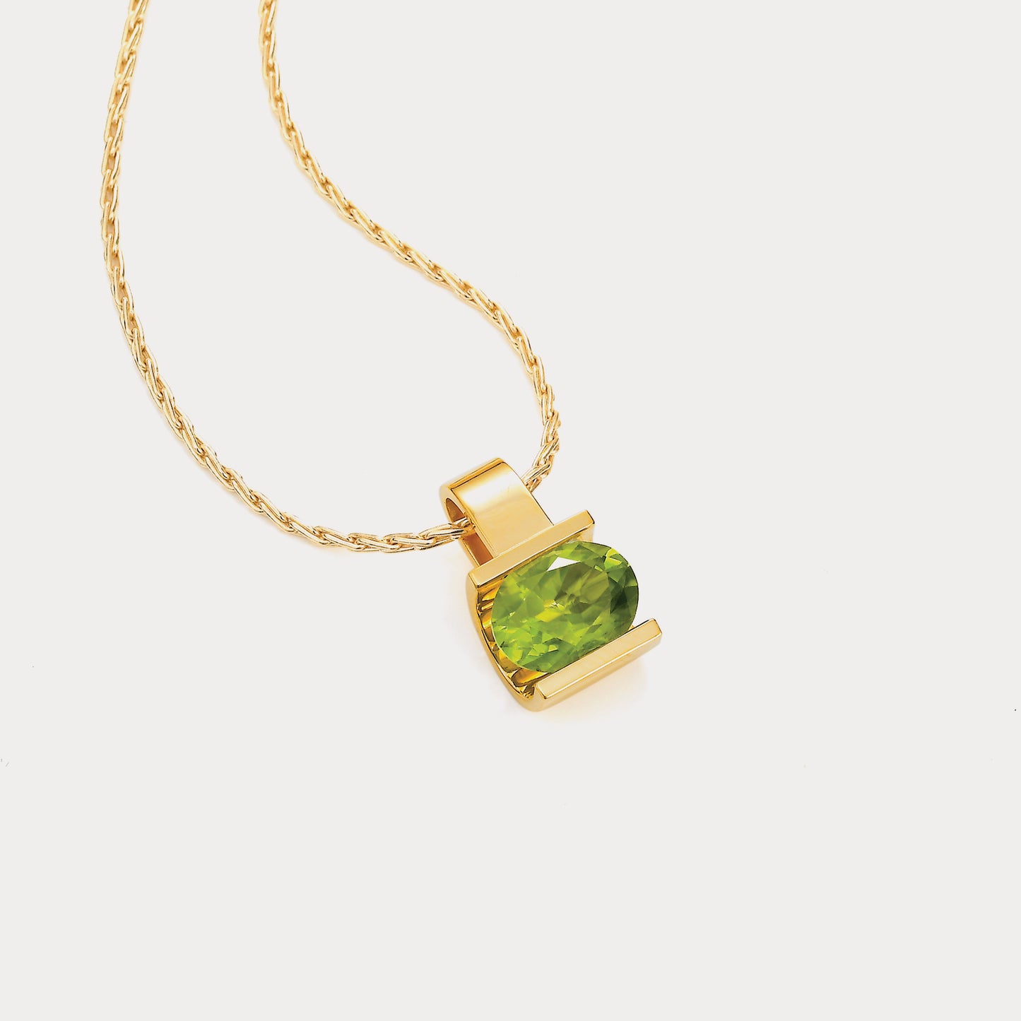 Uno Peridot Pendant