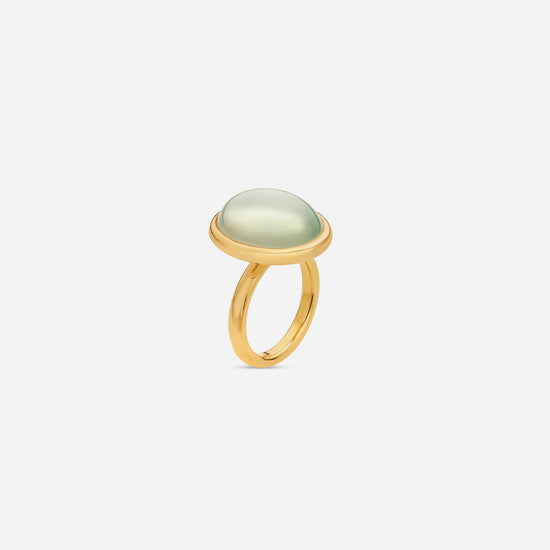 Load image into Gallery viewer, 18k Cabochon Green Moonstone Ring
