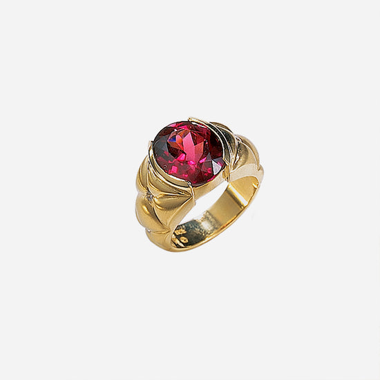 Quilted Garnet Ring