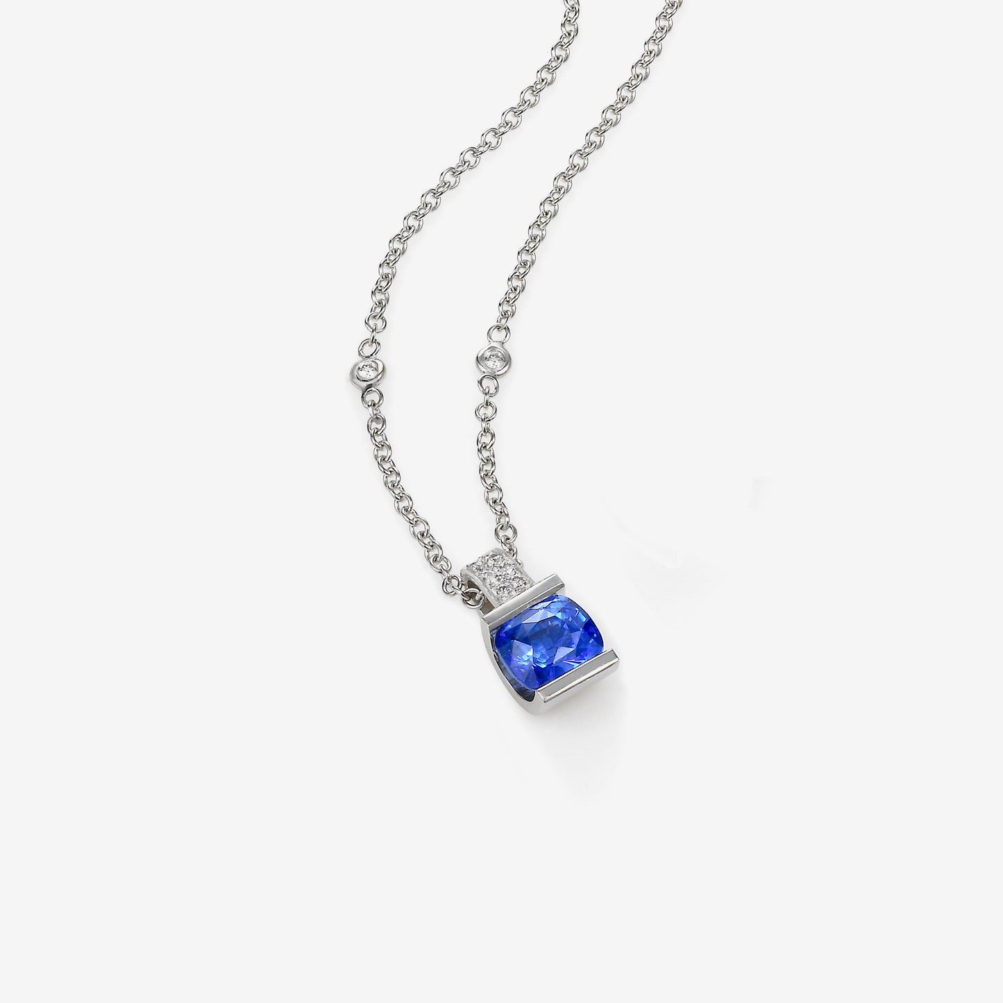 Load image into Gallery viewer, Uno Sapphire Pendant

